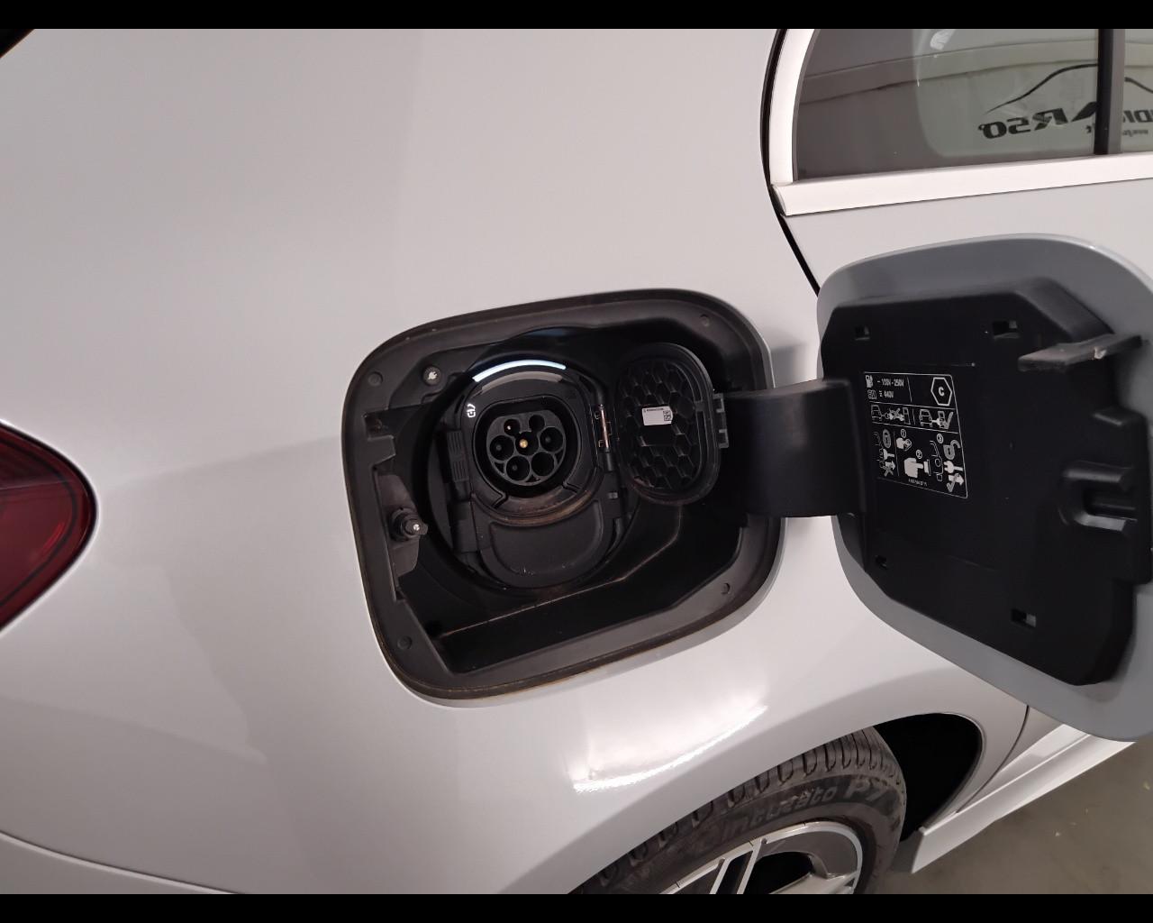 Mercedes-Benz Classe A - W177 2018 - A 250 e phev (eq-power) Premium auto