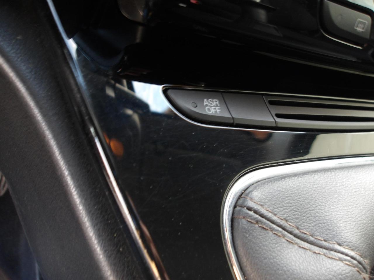 Lancia Ypsilon 5 Porte Ypsilon 1.2 8v Silver s&s 69cv