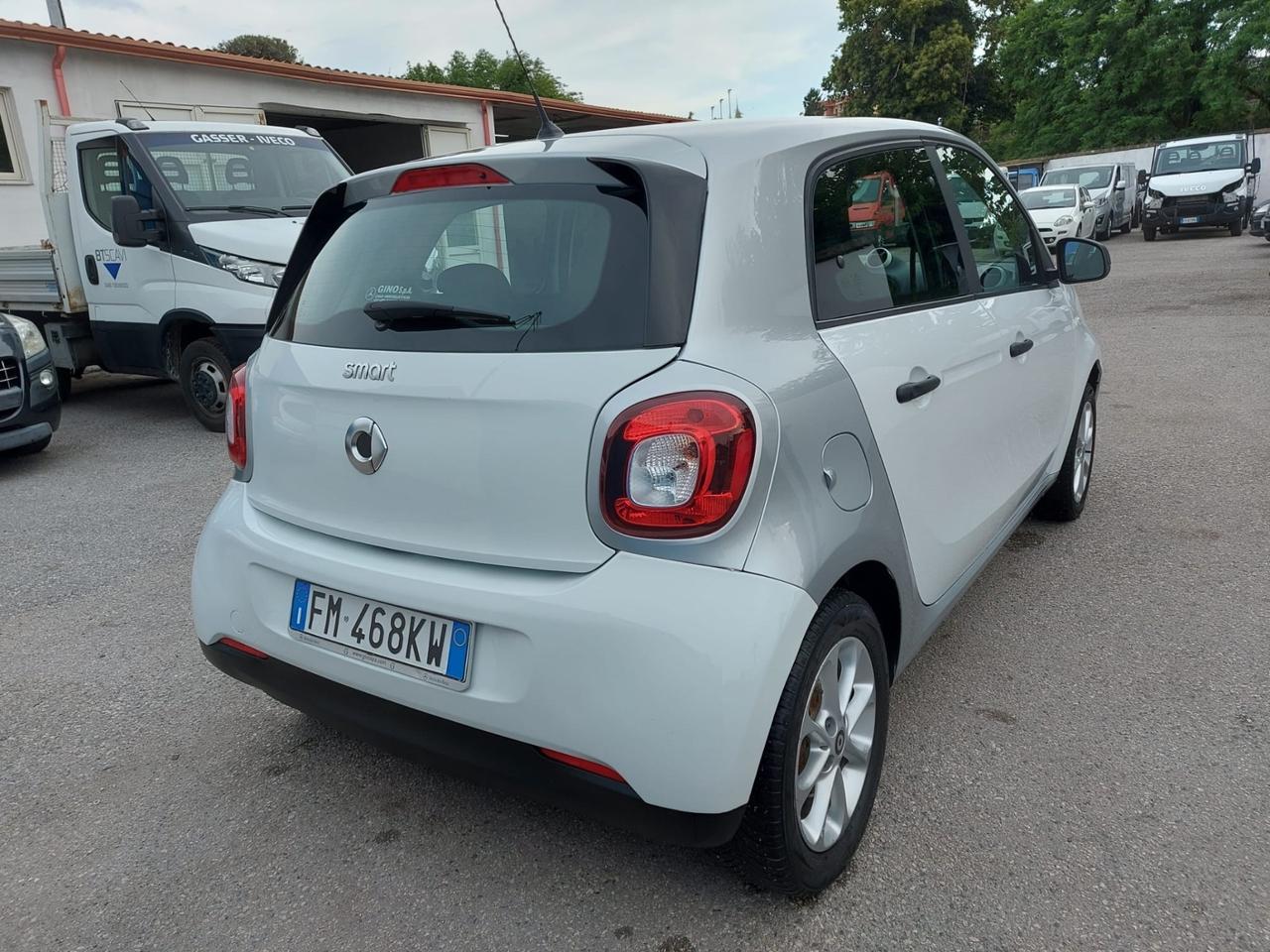 Smart Forfour 1.0 benz/71cv-km 44000-12/2017