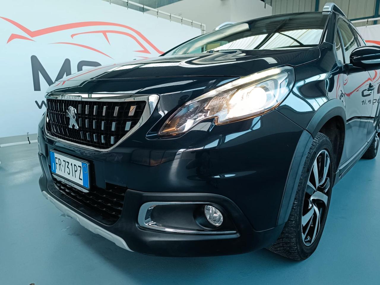Peugeot 2008 BlueHDi 100 S&S Black Matt