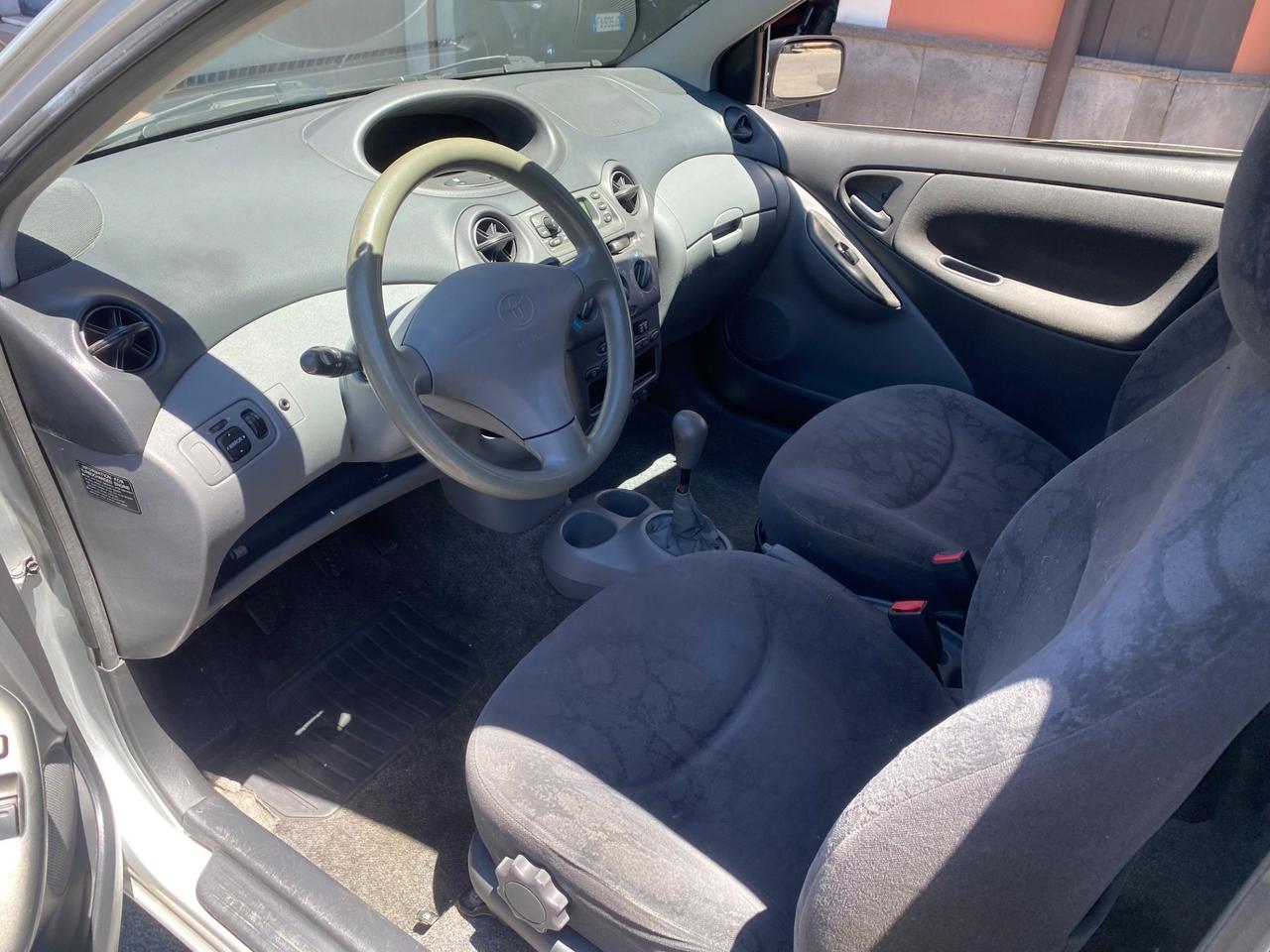 Toyota Yaris 1.4 tdi D-4D cat 3 porte Sol