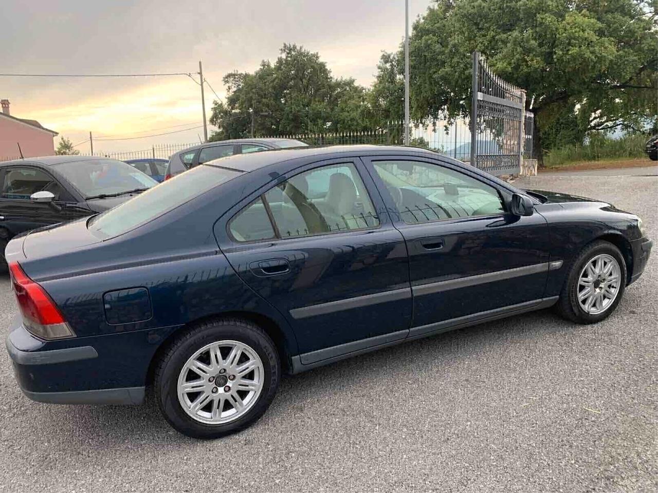Volvo S60 2.4 D5