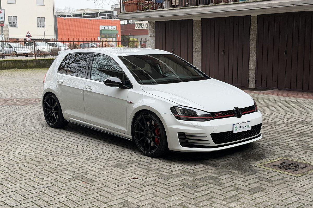 VOLKSWAGEN Golf GTI 2.0 TSI 5p. BlueMotion Technology