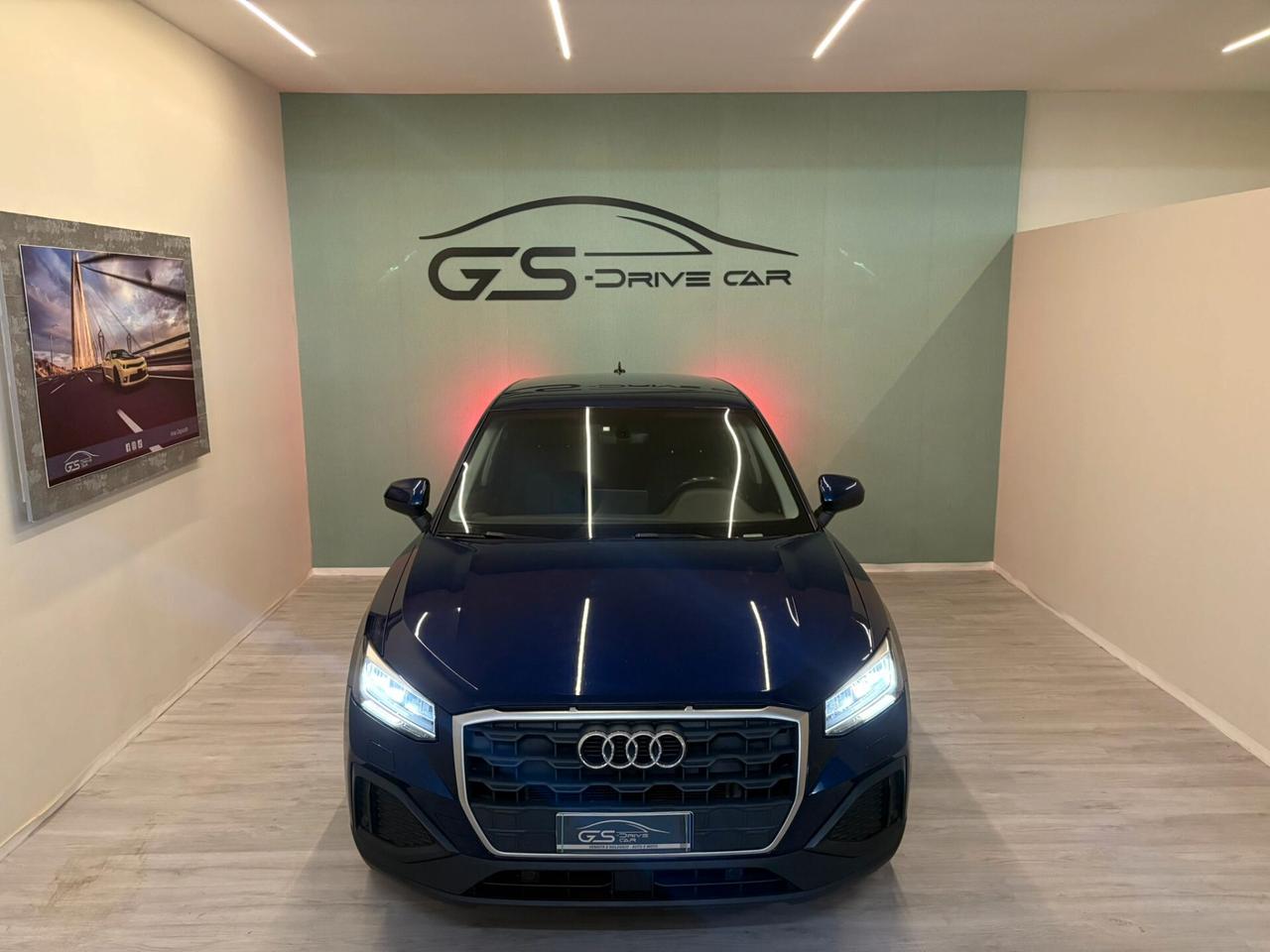 Audi Q2 30 TDI S tronic Identity Black