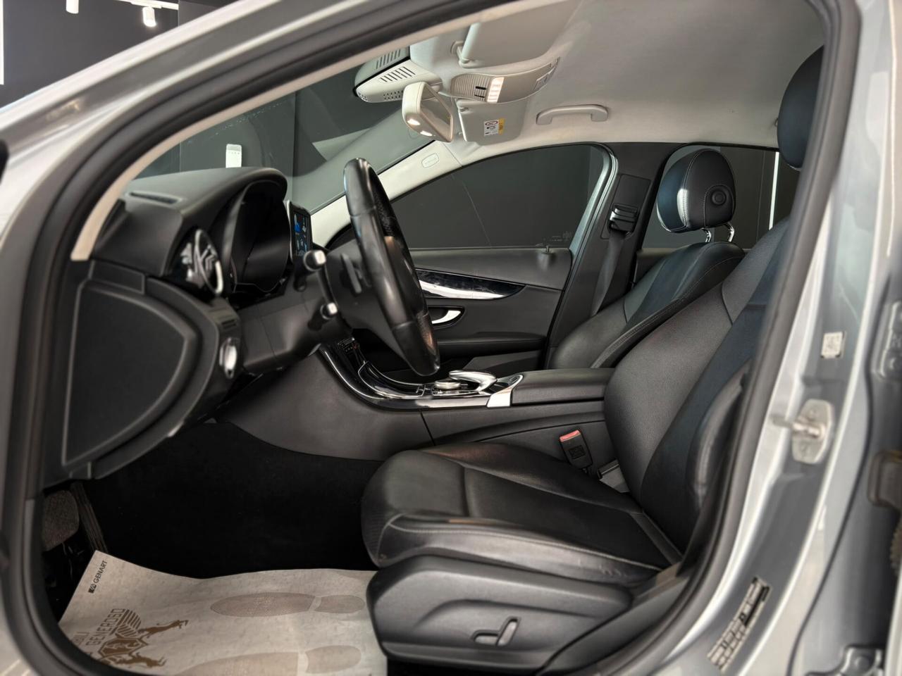 Mercedes-benz C 200 d Auto Premium
