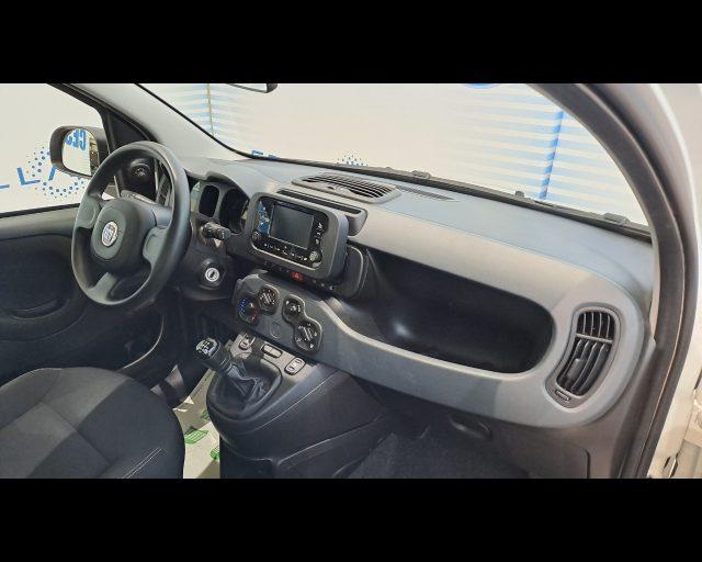 FIAT New Panda 1.0 firefly hybrid s&s 70cv 5p.ti