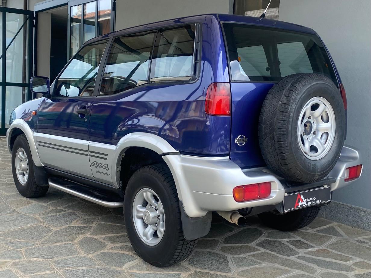Nissan Terrano 3 Porte Terrano 3p 2.7 tdi SR Safari
