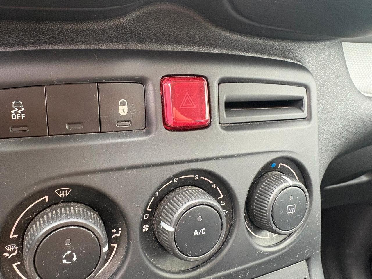 Citroen C3 Picasso FEEL EDITION BlueHDi 100 mt 71000 KM