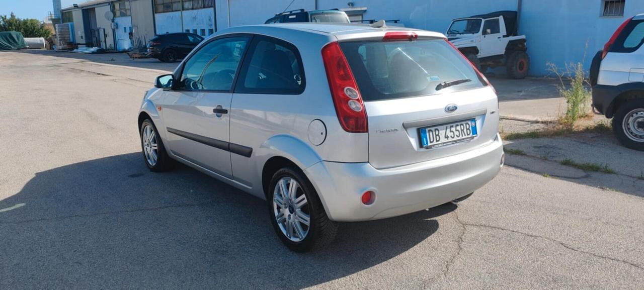 Ford Fiesta 1.4 TDCi 3p. Titanium