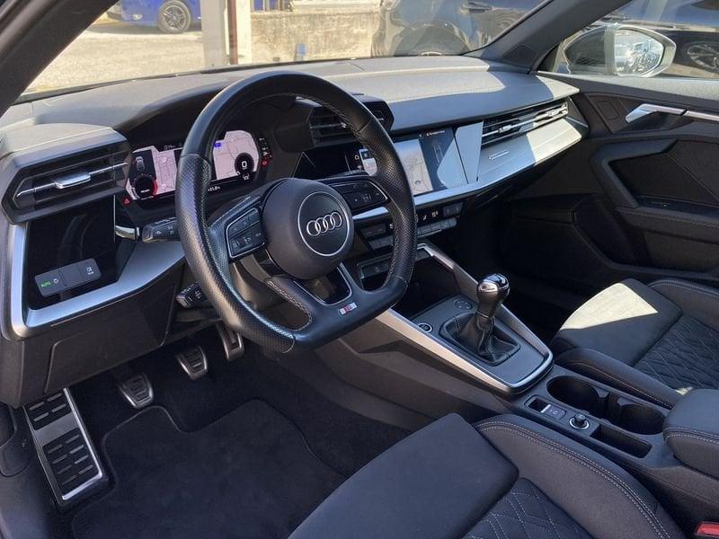 Audi A3 SPB S Line interno ed esterno 2.0 TDI 116CV 30