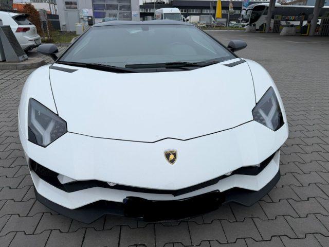 LAMBORGHINI Aventador S 6.5 Roadster