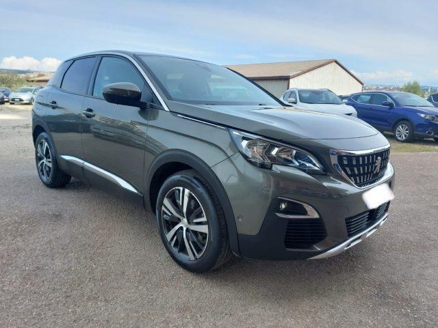 PEUGEOT 3008 PureTech Turbo 1.2 Allure