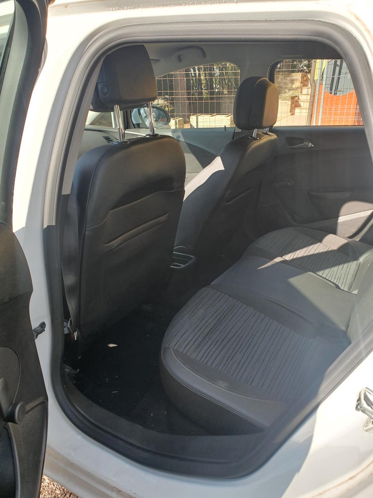 Opel Astra Sports Tourer AUTOCARRO N1