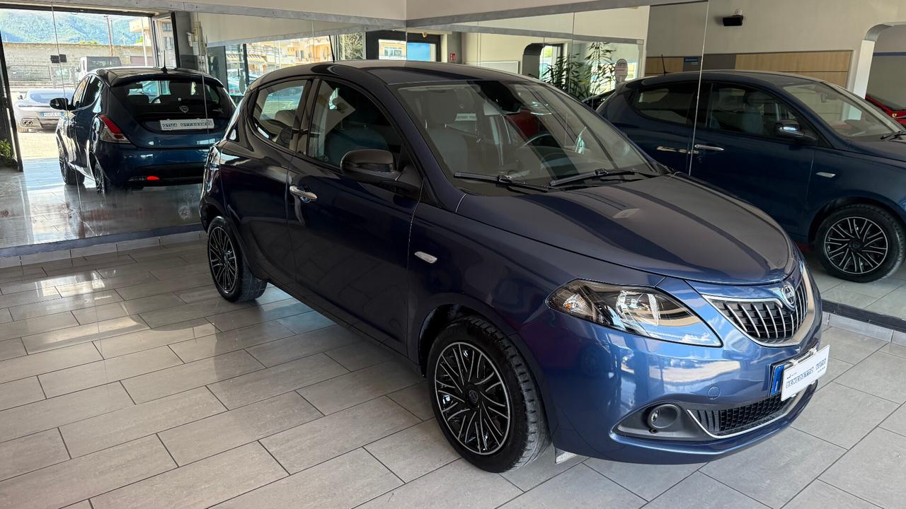 Lancia Ypsilon 1.2 69 CV 5 porte GPL Gold Plus