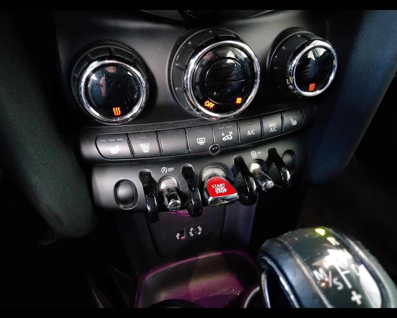 MINI Mini IV F55-F56 2014 - Mini 2.0 Cooper S 5p auto