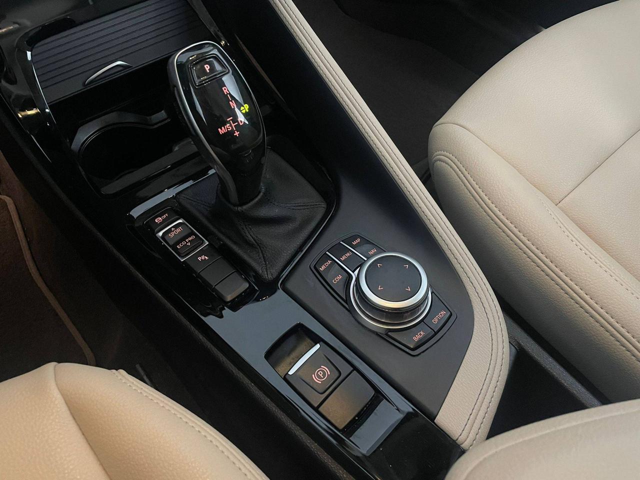 BMW X1 F48 2019 - X1 sdrive18d xLine auto