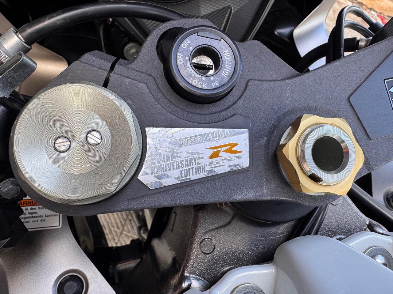 Suzuki GSX R 1000 25th anniversario