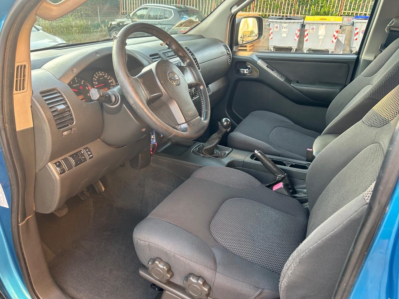 Nissan Navara 2.5 dCi 4 porte Doppia Cabina 4X4