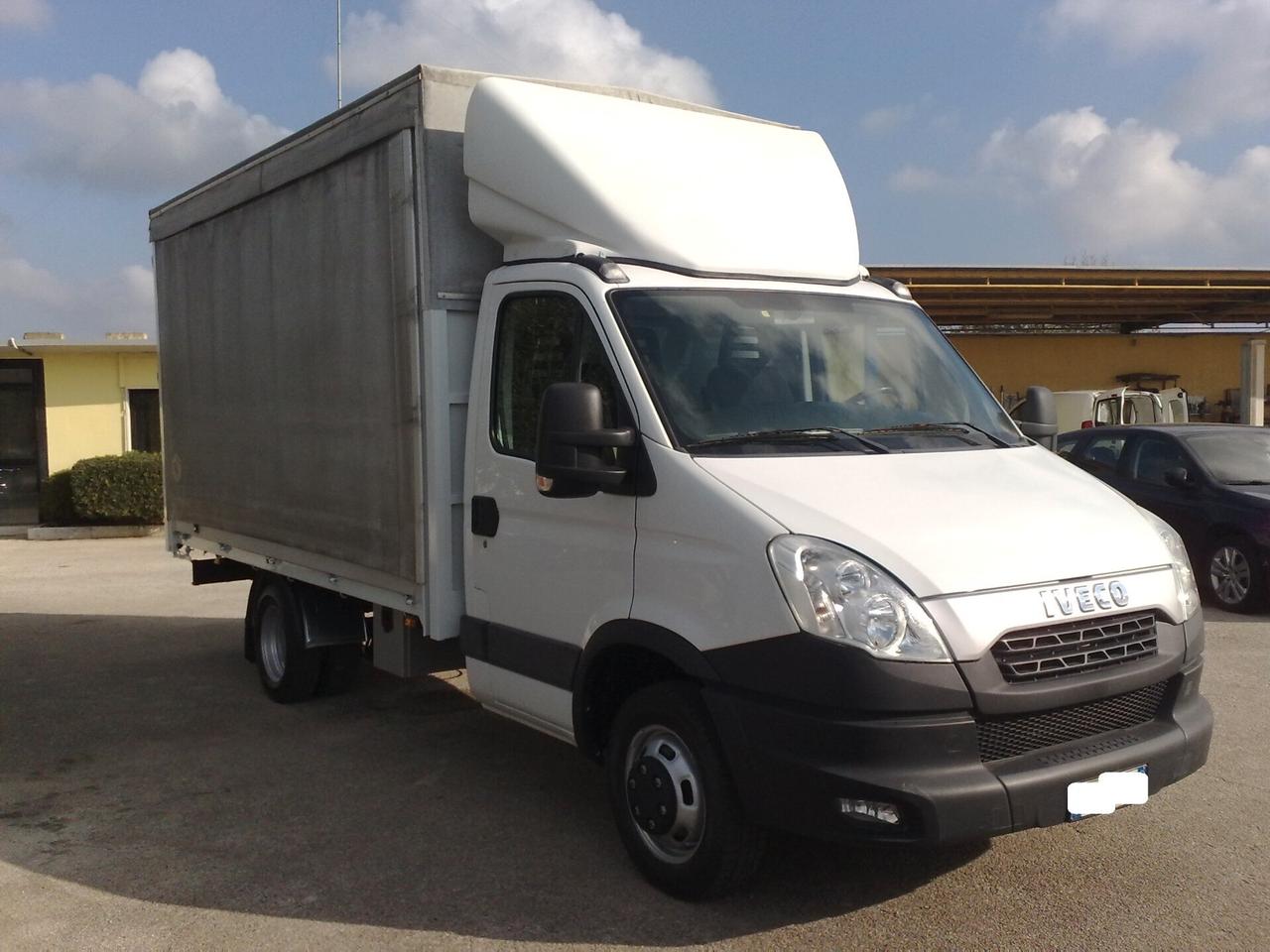 Iveco Daily 35c13 2.3hpt CENTINATO - 2014