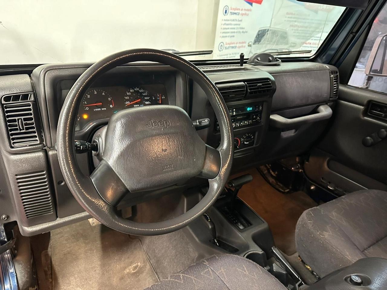 Jeep Wrangler 4.0 cat Sport