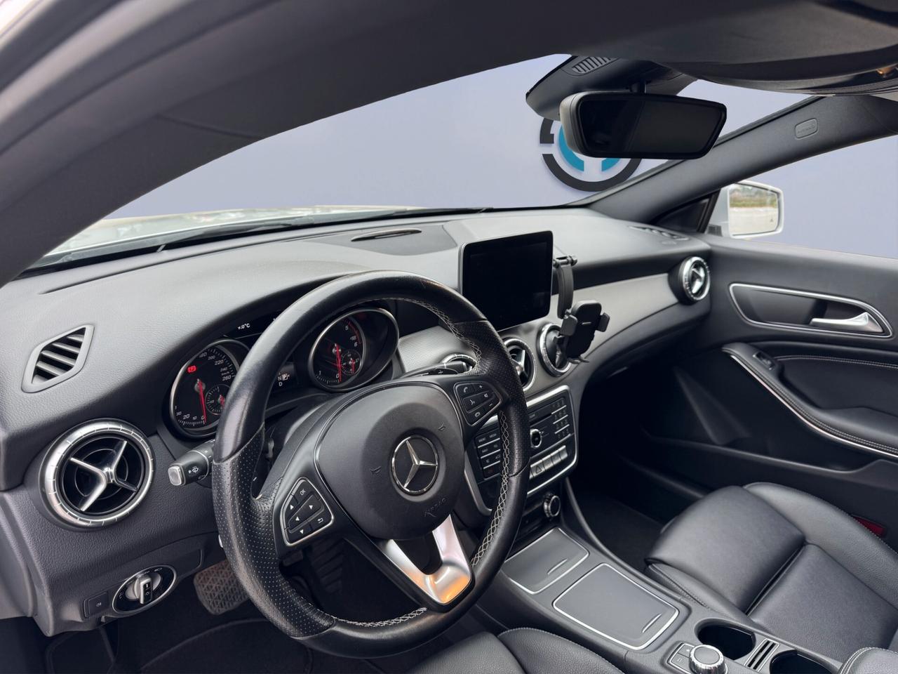 Mercedes-benz CLA 180 d S.W. Automatic Sport