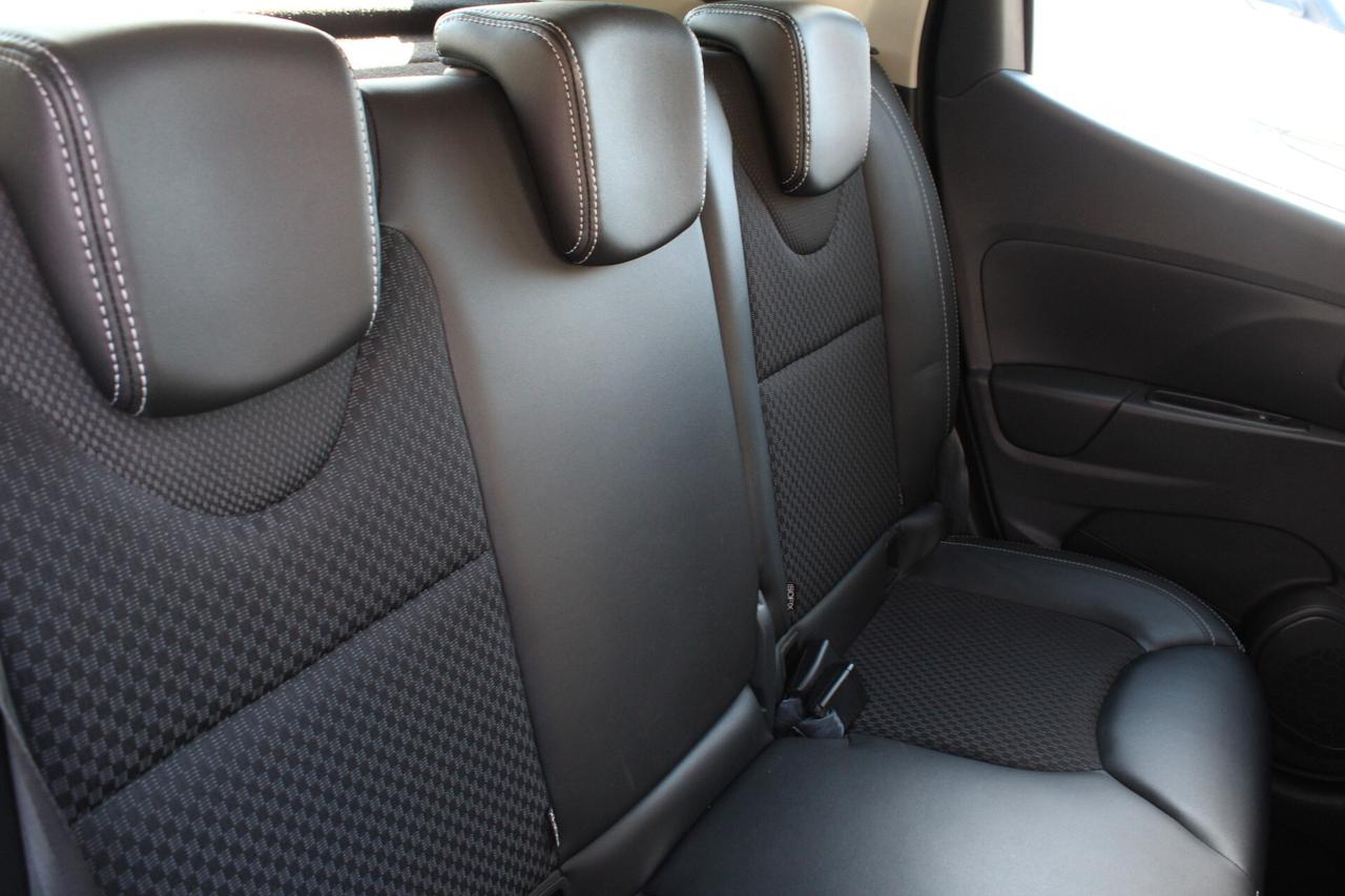 Renault Clio dCi 8V 90 CV Start&Stop 5 porte Energy Duel2