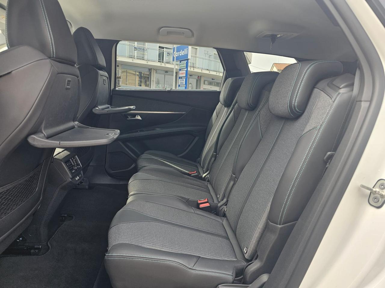 Peugeot 5008 BlueHDi 130 S&S EAT8 Allure Pack