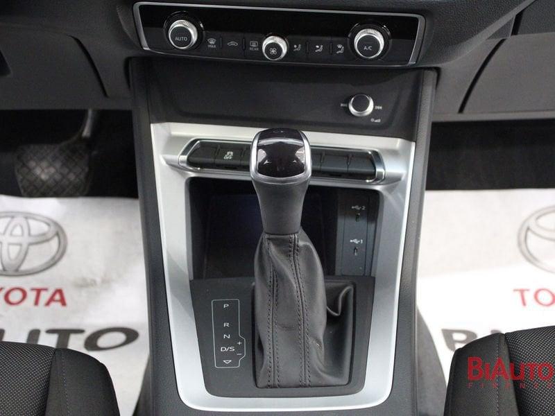 Audi Q3 Q3 35 TDI S tronic Business Advanced