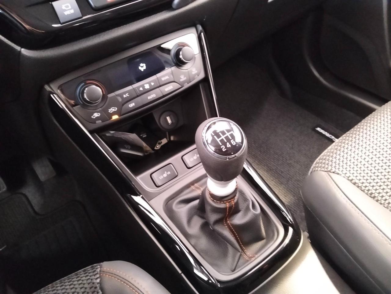 Suzuki S-Cross 1.4h Top+ Kuro 2wd 110cv