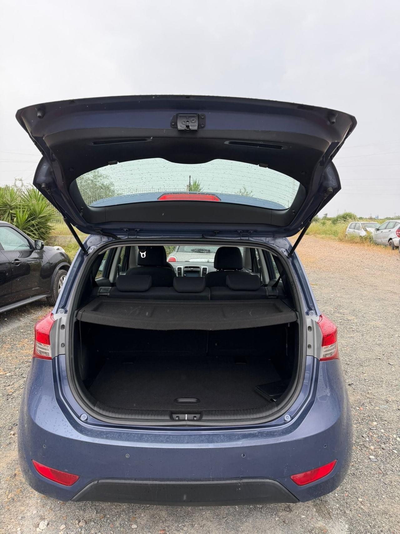 Hyundai iX20 1.4 CRDI 90 CV Diesel- Neopatentati
