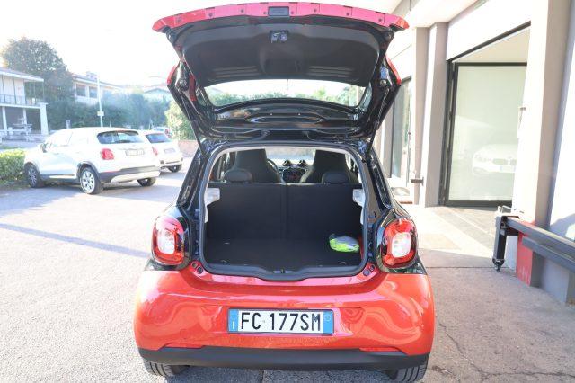 SMART ForFour 70 1.0 twinamic AUTOMATICA Passion PanoramaTEL USB