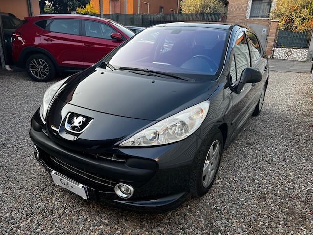 Peugeot 207 1.4 XS 88CV **CAMBIO AUTOMATICO**