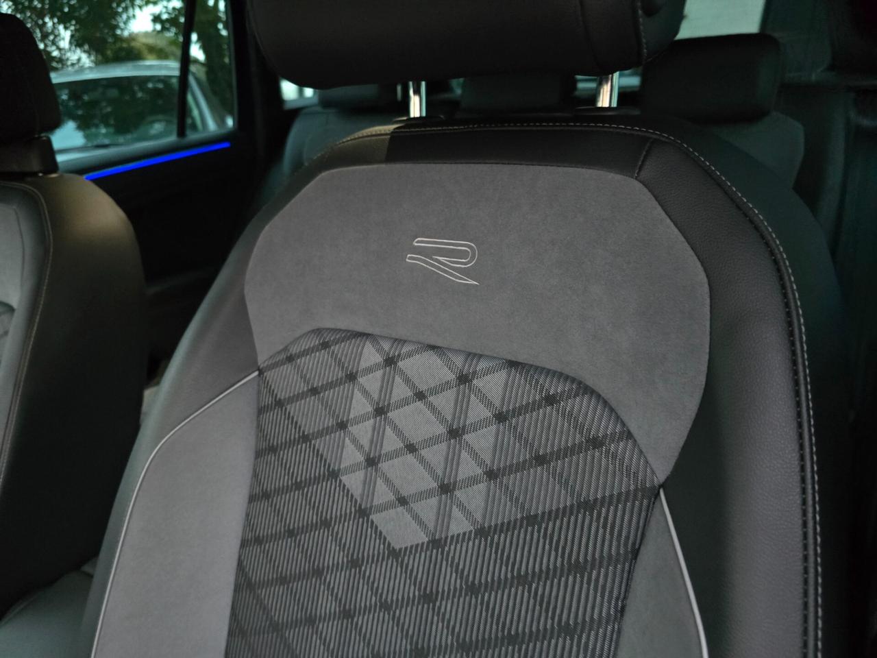 VW Tiguan 2.0 TDI 150 CV DSG R-Line -2022