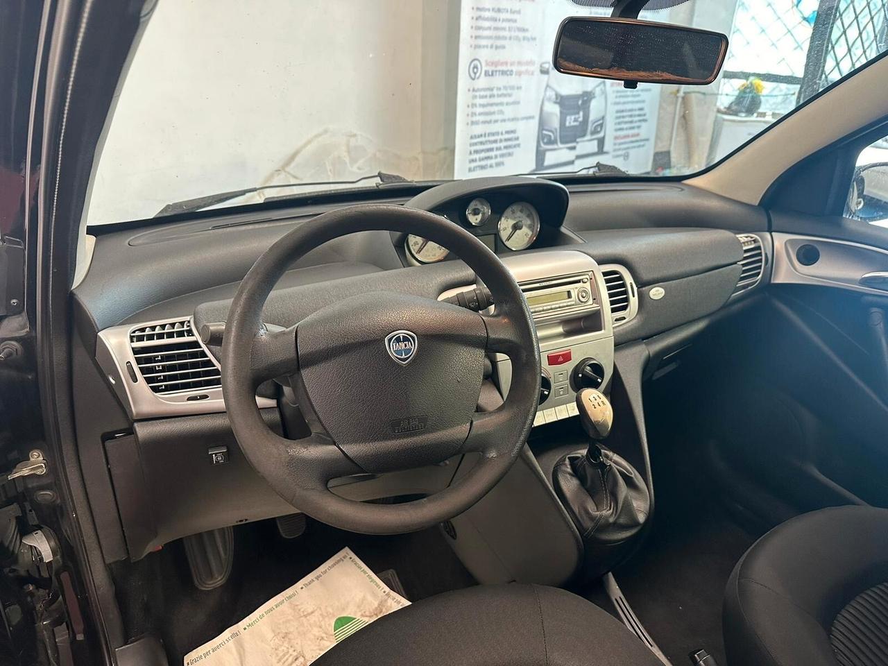 Lancia Ypsilon 1.4 Platino Ecochic GPL