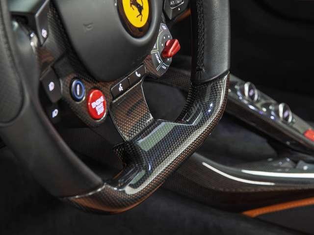 Ferrari 812 GTS