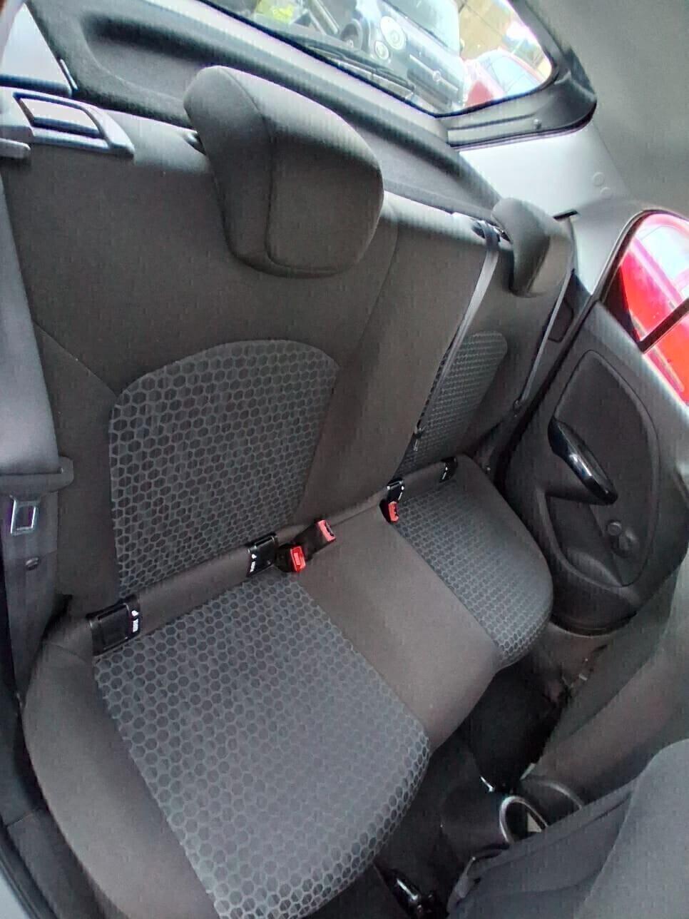 Opel Corsa 1.4 GPL Tech 5 porte