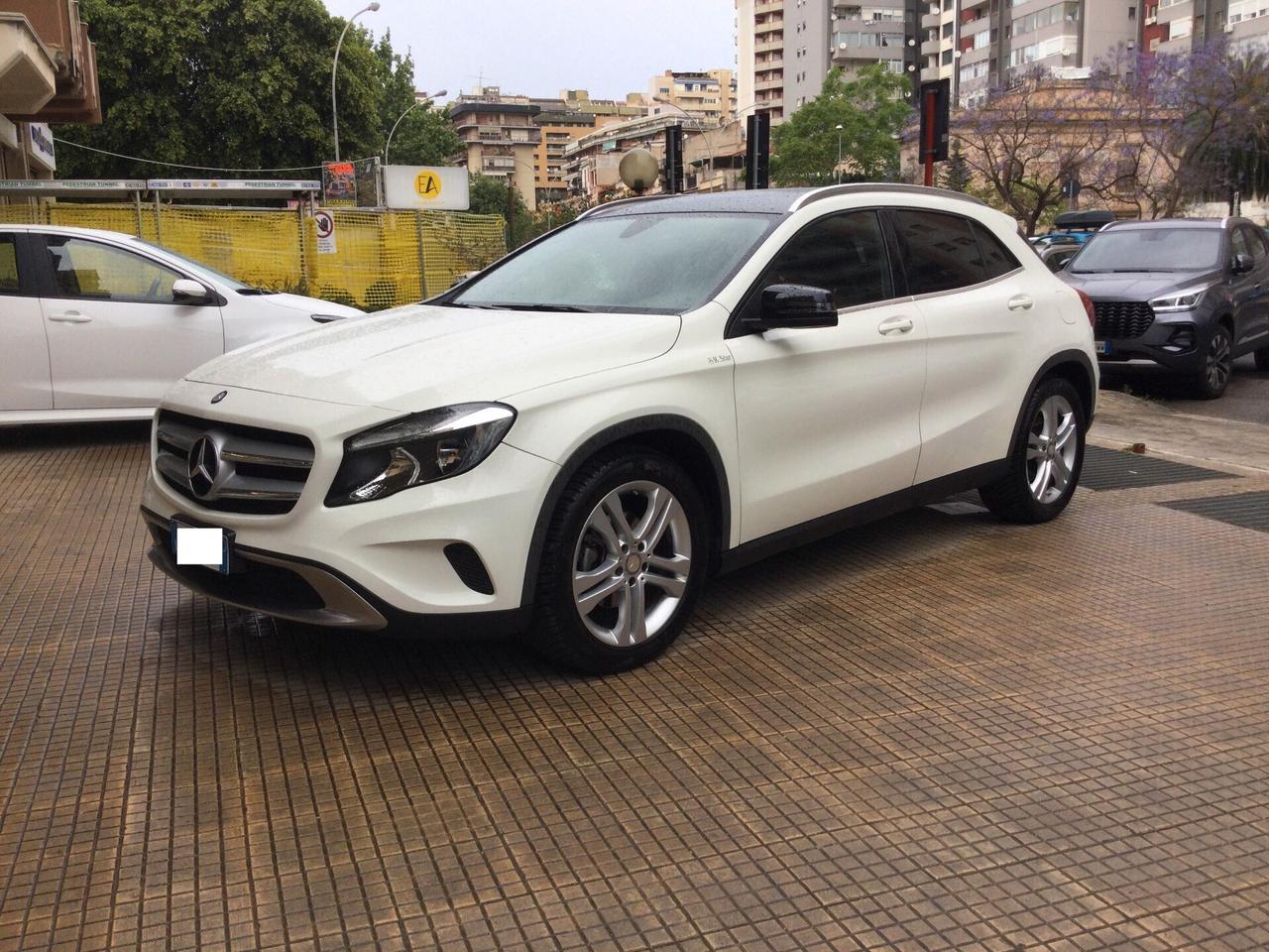Mercedes-benz GLA 180 d Automatic Premium