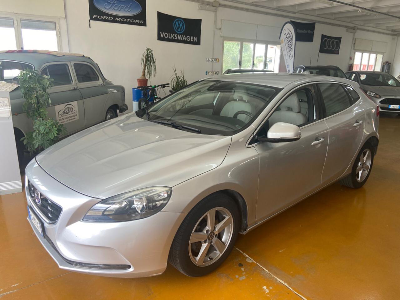 Volvo V40 D2 1.6 Kinetic