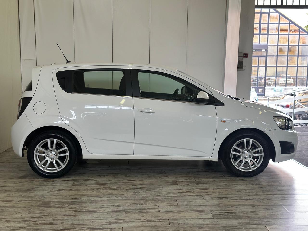 Chevrolet Aveo 1.2 Benzina 5 porte LTZ ok neopatentati