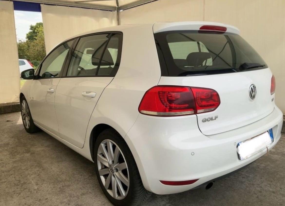 Volkswagen Golf 1.6 TDI DPF 5p. Highline