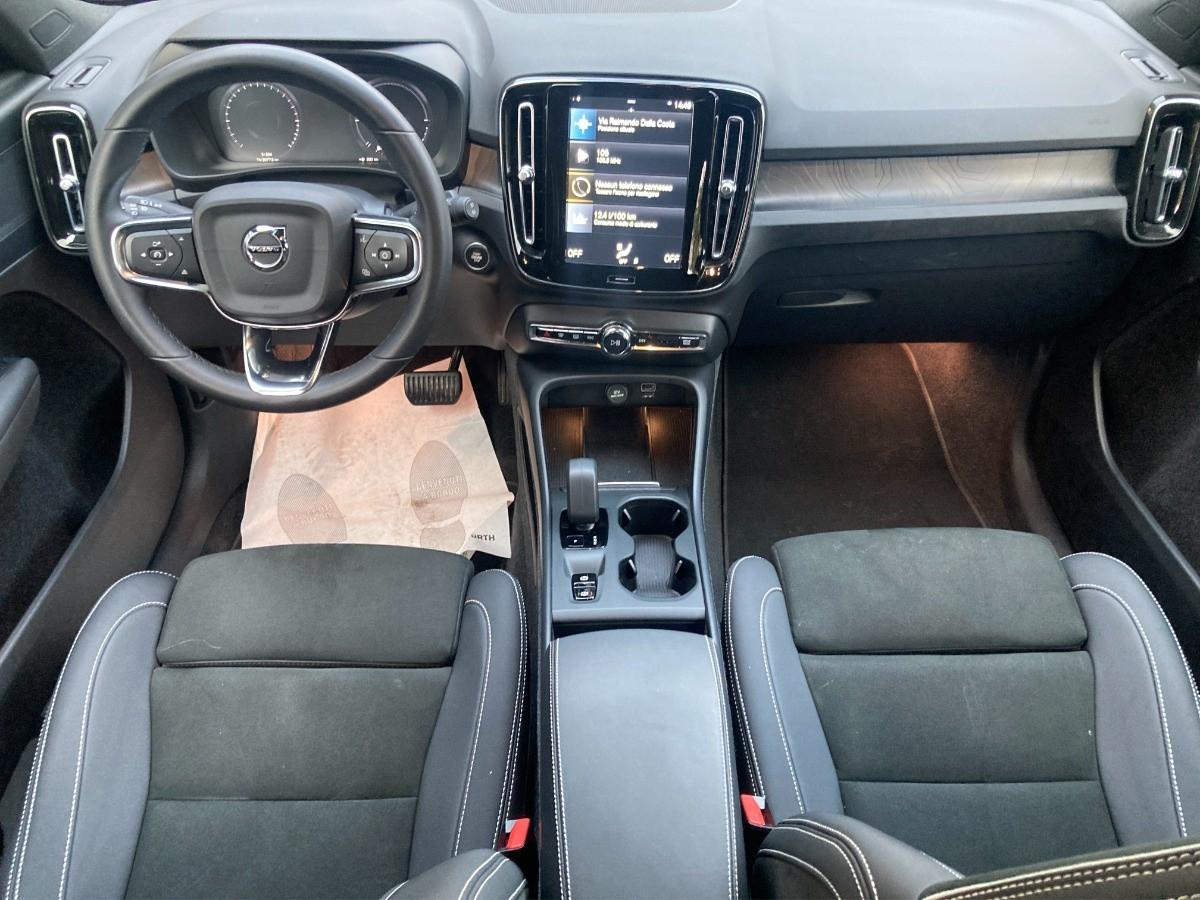 VOLVO XC40 1.5 T4 recharge phev Core auto