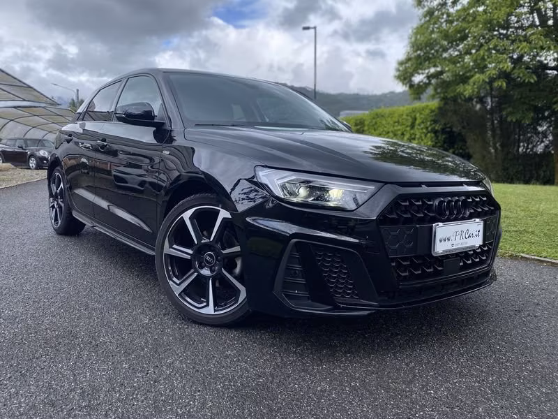 Audi A1 SPB 30 TFSI S tronic Identity Black