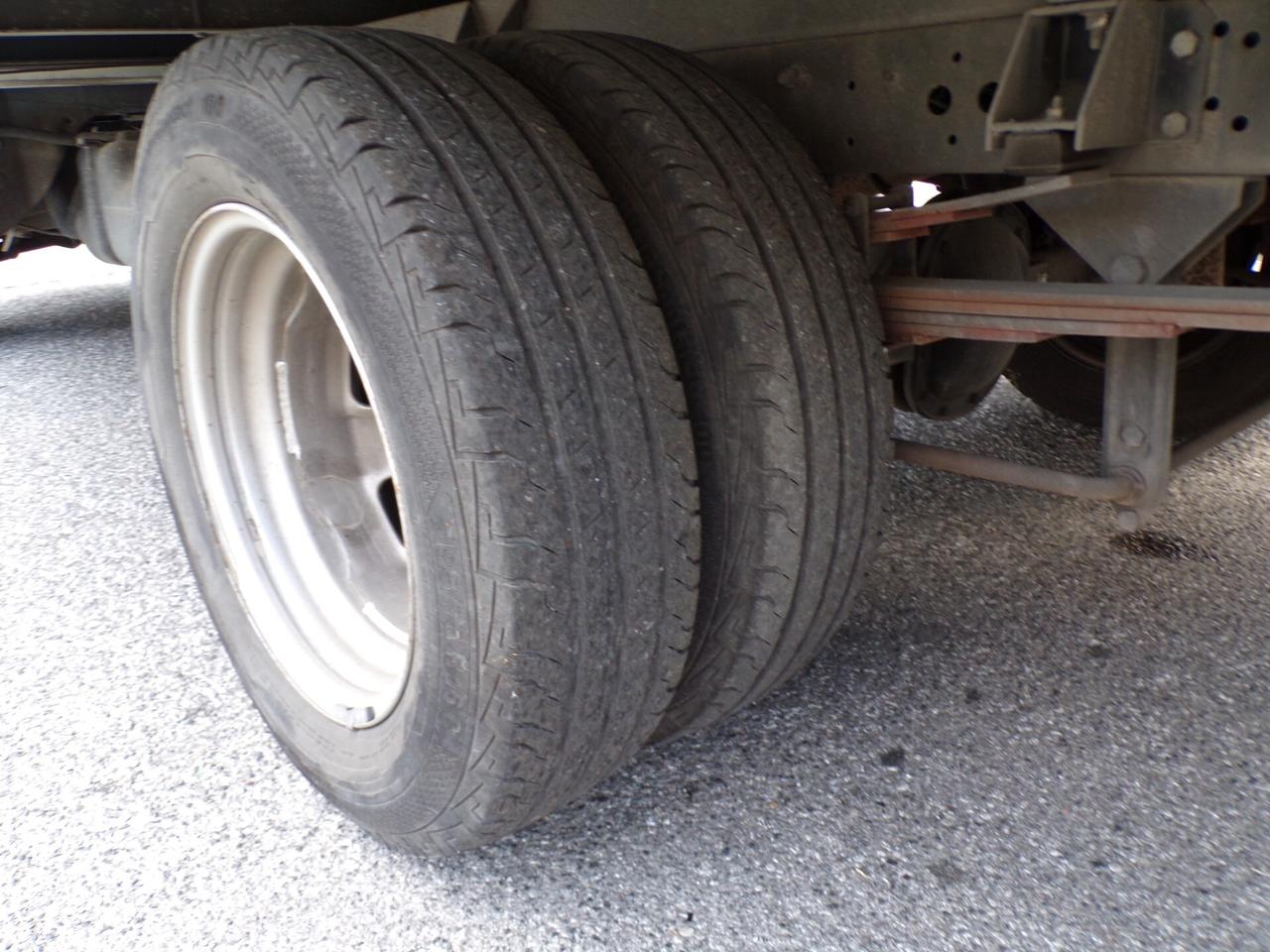 IVECO DAILY 35C12 CON CELLA FRIGO