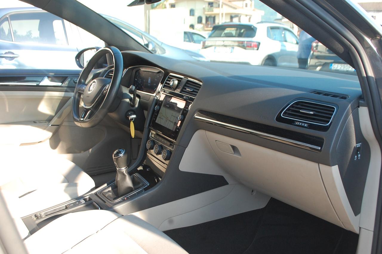 Volkswagen Golf 5p 1.6 tdi Highline 115CV Uff Italy Navi Clima USB