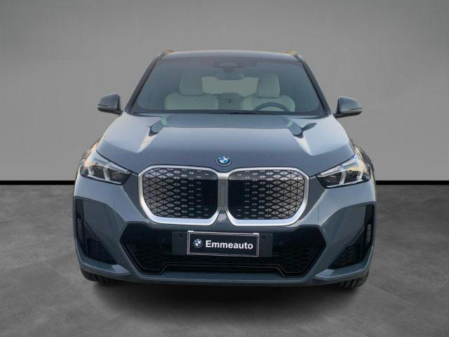 BMW iX1 eDrive 20 xLine