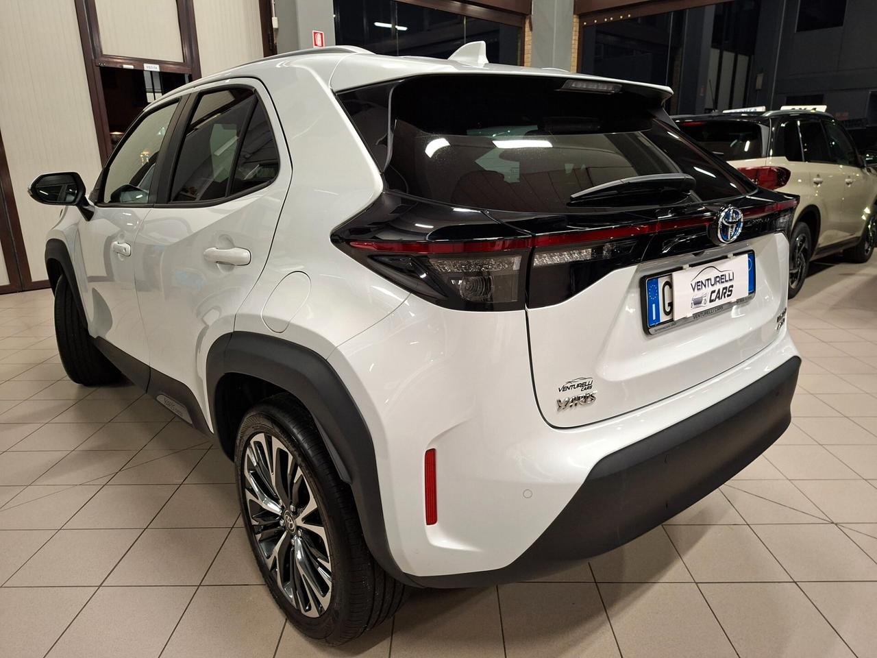 Toyota Yaris Cross 1.5 Hybrid E-CVT AWD-i Lounge