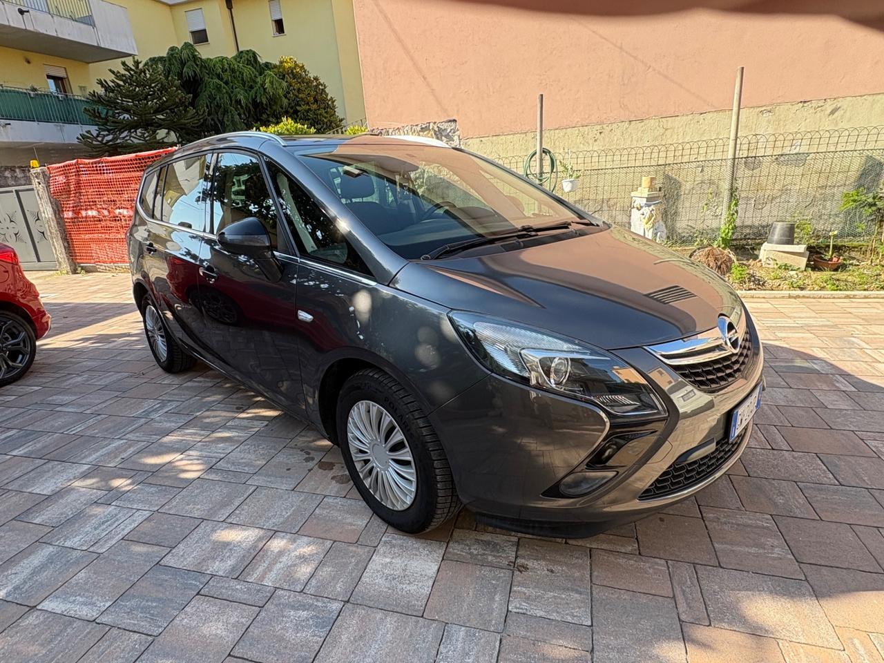 Opel Zafira Tourer 2.0 CDTi 7 posti pronta uso