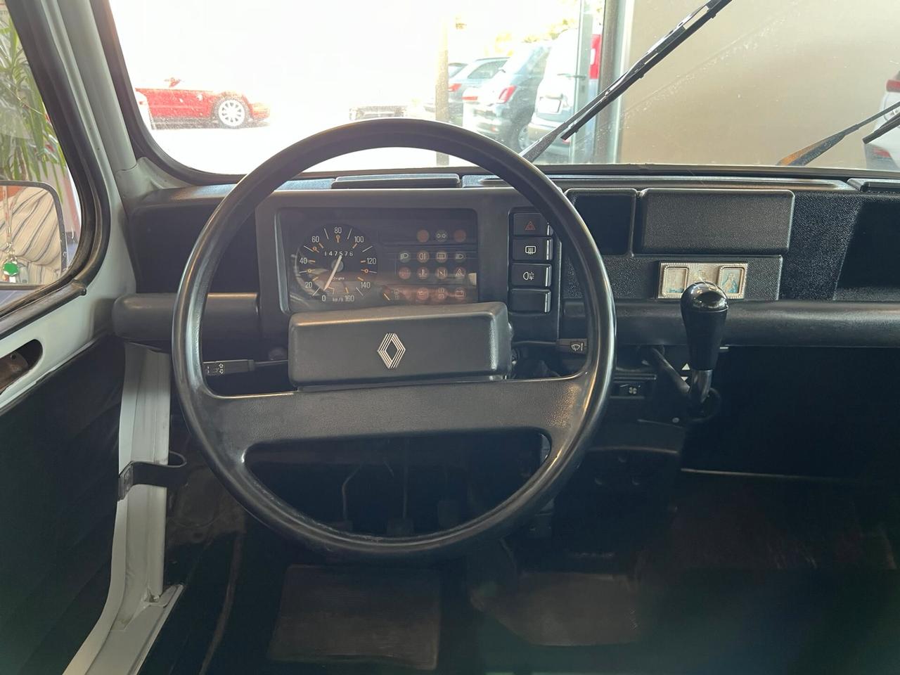 Renault R 4 950