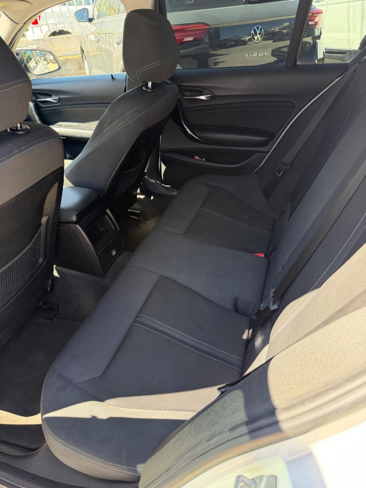 Bmw 116 116d 5p. Msport