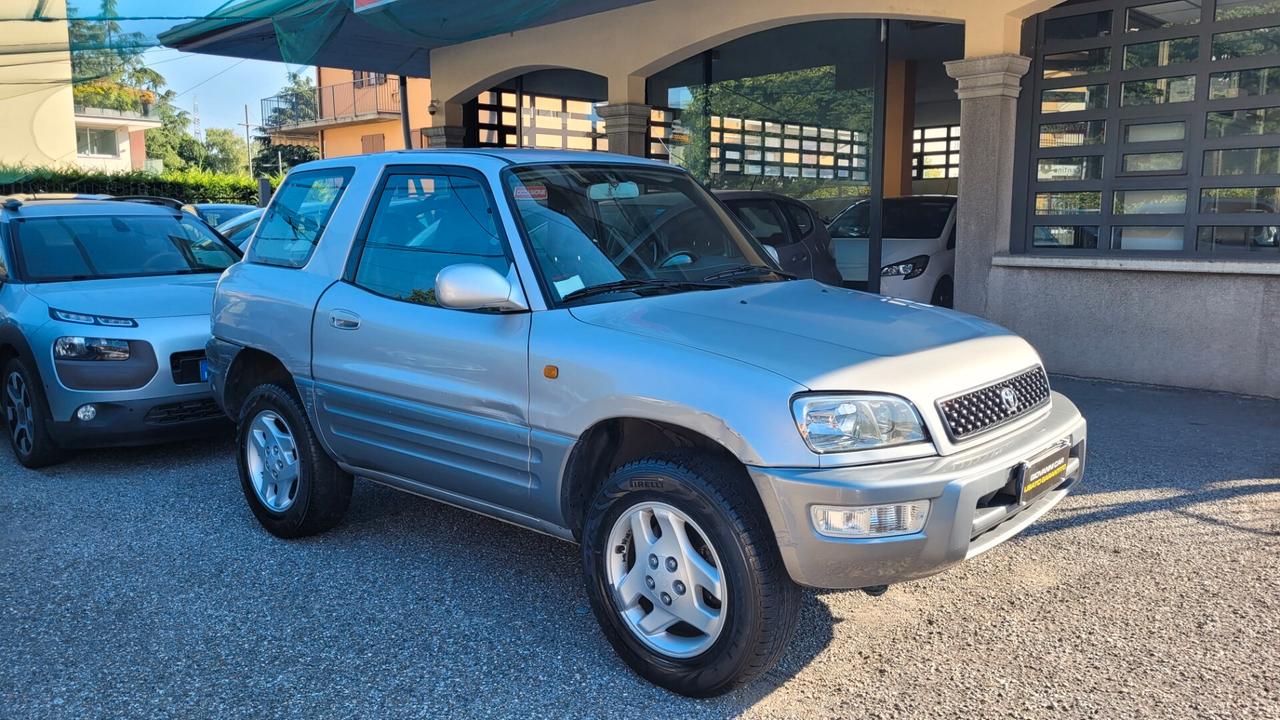 Toyota RAV 4 Benzina 4x4 .. Cinghia distribuzione appena fatta..